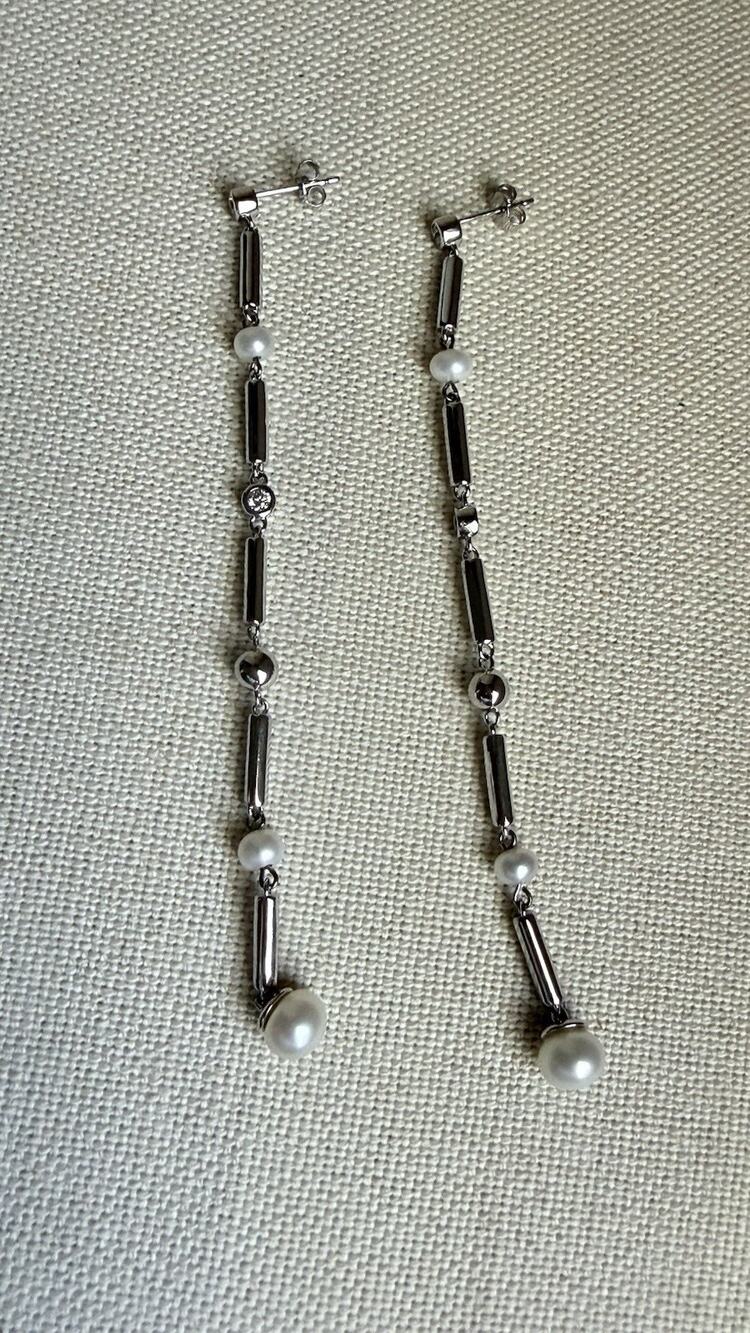 Shashi Dangle Earrings New Silver Tone New